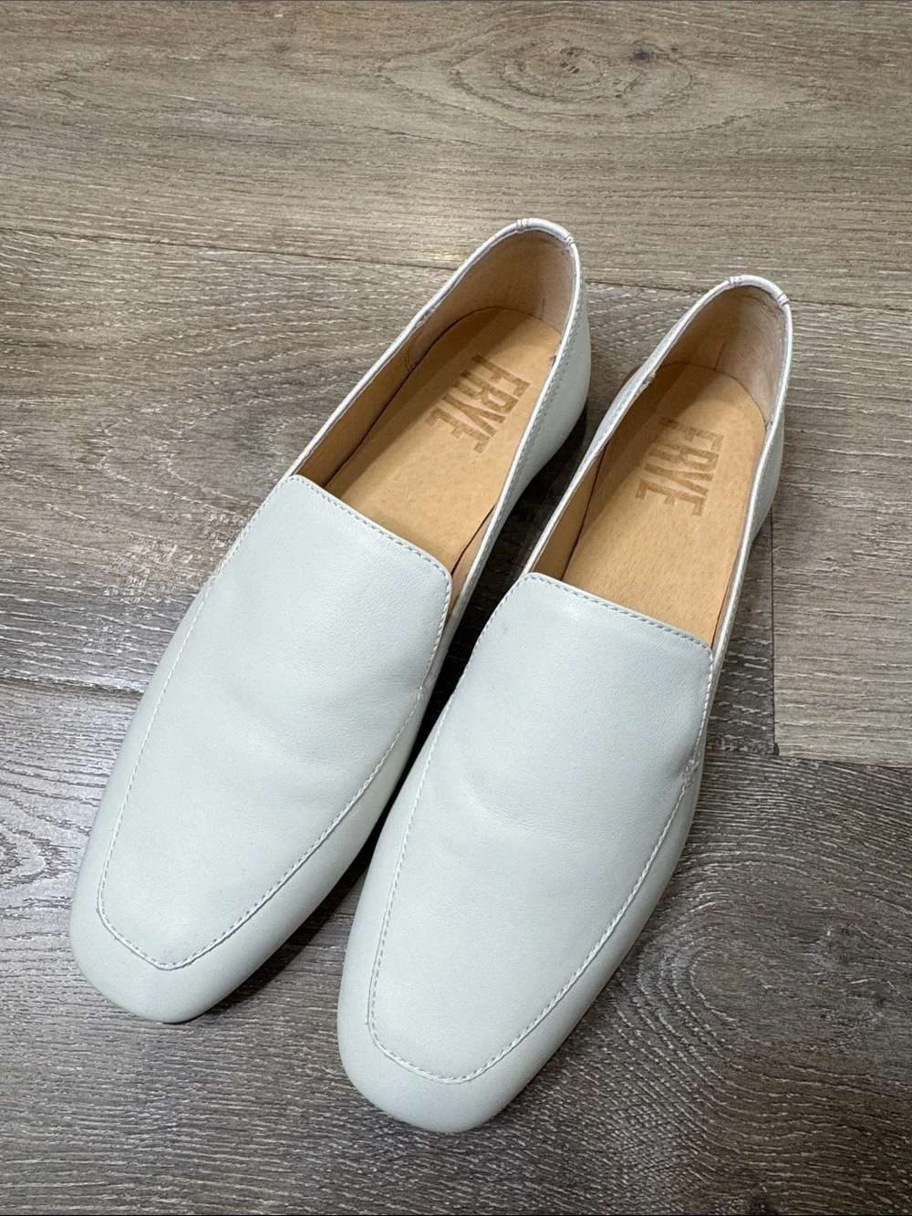 Frye Off-White Leather Slip-On Loafers MK